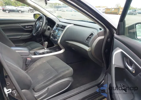 2015 Nissan Altima 2.5 Sv z USA, uszkodzony, nr VIN 1N4AL3AP6FC594714